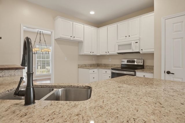 211 Sunrise Drive, Greer, SC 29651