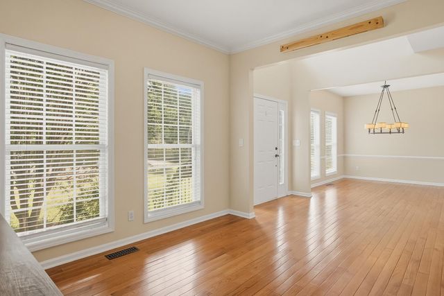 211 Sunrise Drive, Greer, SC 29651