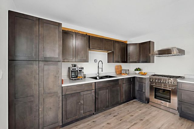 1008 W Ross Avenue, Belen, NM 87002