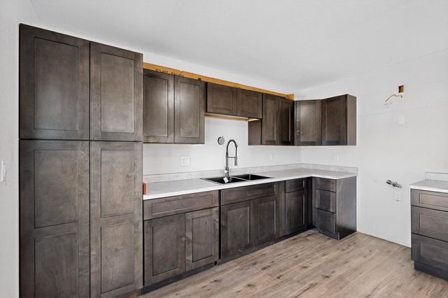 1008 W Ross Avenue, Belen, NM 87002