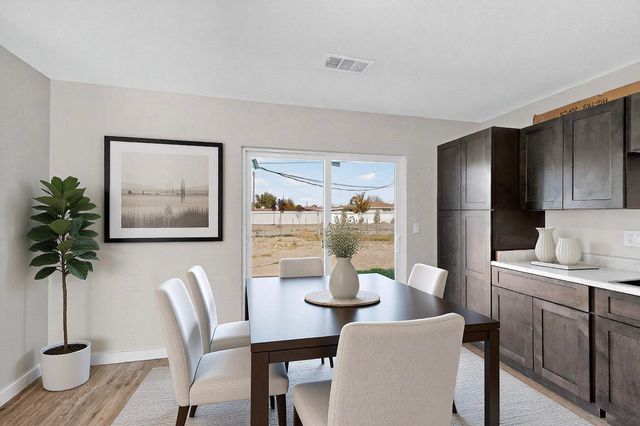 1008 W Ross Avenue, Belen, NM 87002