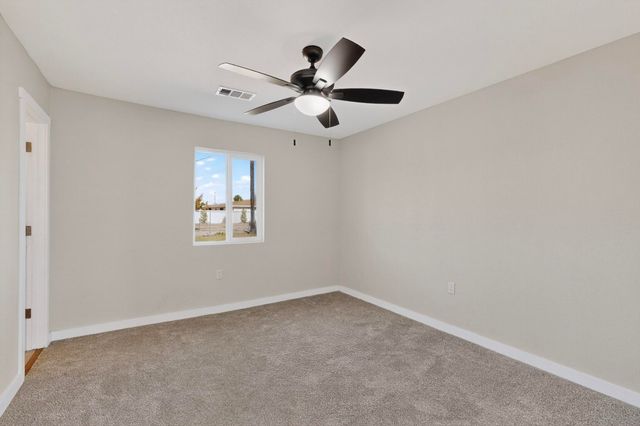 1008 W Ross Avenue, Belen, NM 87002