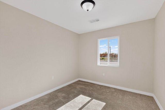 1008 W Ross Avenue, Belen, NM 87002