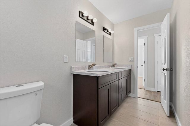 1008 W Ross Avenue, Belen, NM 87002