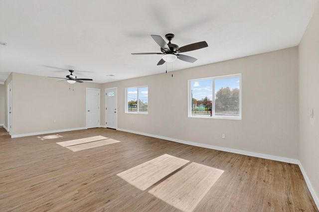 1008 W Ross Avenue, Belen, NM 87002