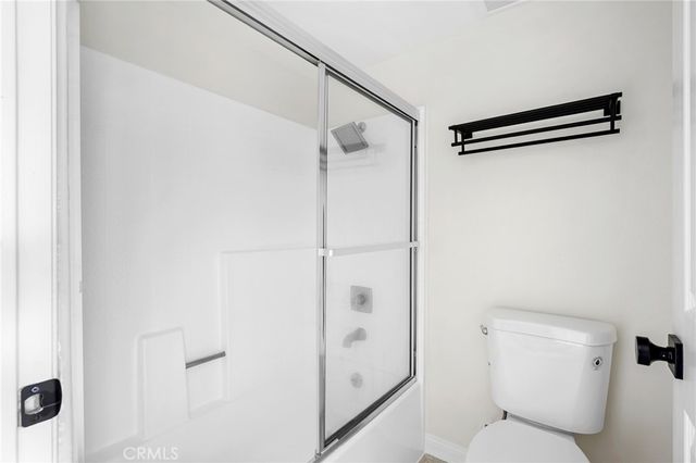 5565 Canoga Avenue 307, Woodland Hills, CA 91367