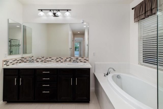 3722 Bergen Peak Place, Carlsbad, CA 92010