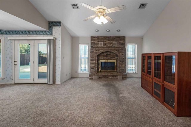7227 NW Dogwood, Lawton, OK 73505