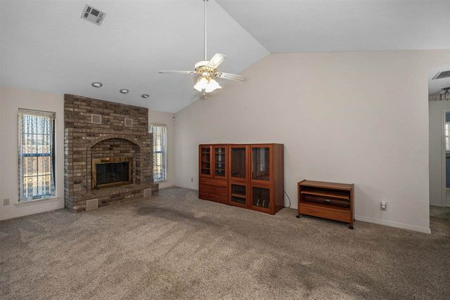 7227 NW Dogwood, Lawton, OK 73505