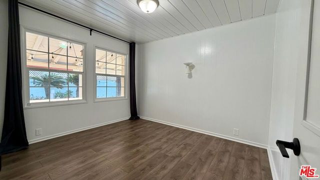 6257 Alcove Avenue, North Hollywood, CA 91606