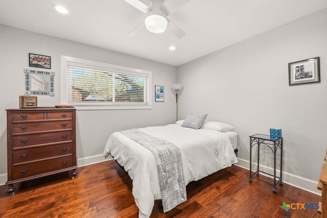 2 La Mesa Drive, New Braunfels, TX 78130