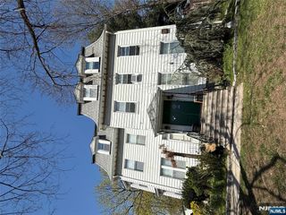 104 James, Englewood, NJ 07631