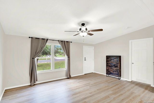 105 Pioneer Home, Seguin, TX 78155