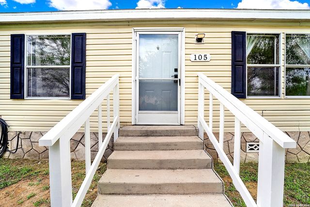 105 Pioneer Home, Seguin, TX 78155