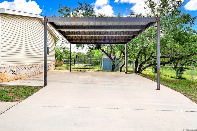 105 Pioneer Home, Seguin, TX 78155