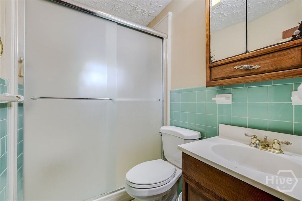 Image 21 of property listing at 1119 W 49th Street, Savannah, GA 31405