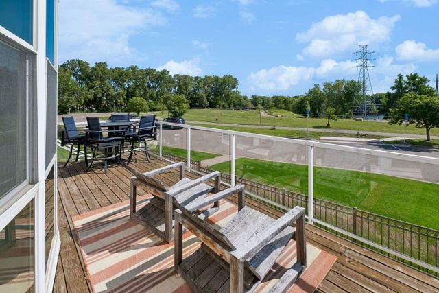 2313 River Pointe Circle, Minneapolis, MN 55411