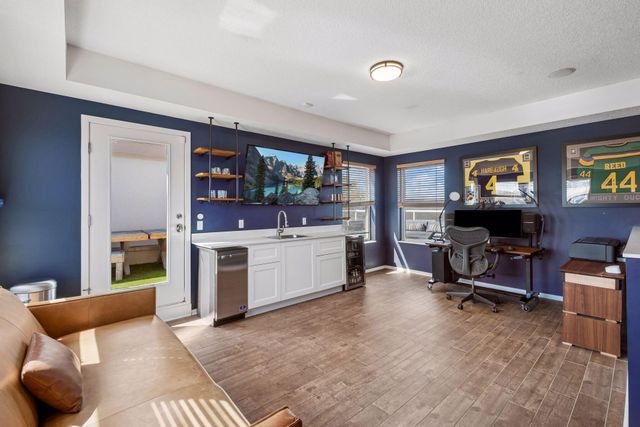 2313 River Pointe Circle, Minneapolis, MN 55411