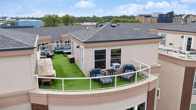 2313 River Pointe Circle, Minneapolis, MN 55411