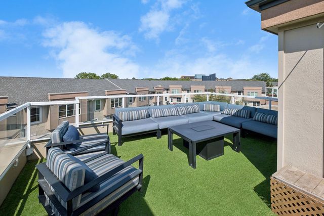 2313 River Pointe Circle, Minneapolis, MN 55411