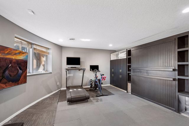 2313 River Pointe Circle, Minneapolis, MN 55411