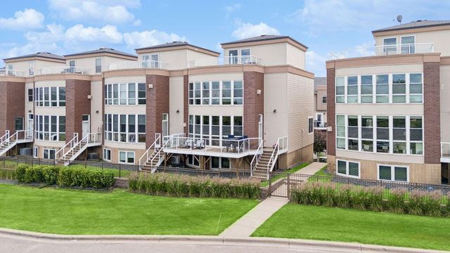 2313 River Pointe Circle, Minneapolis, MN 55411