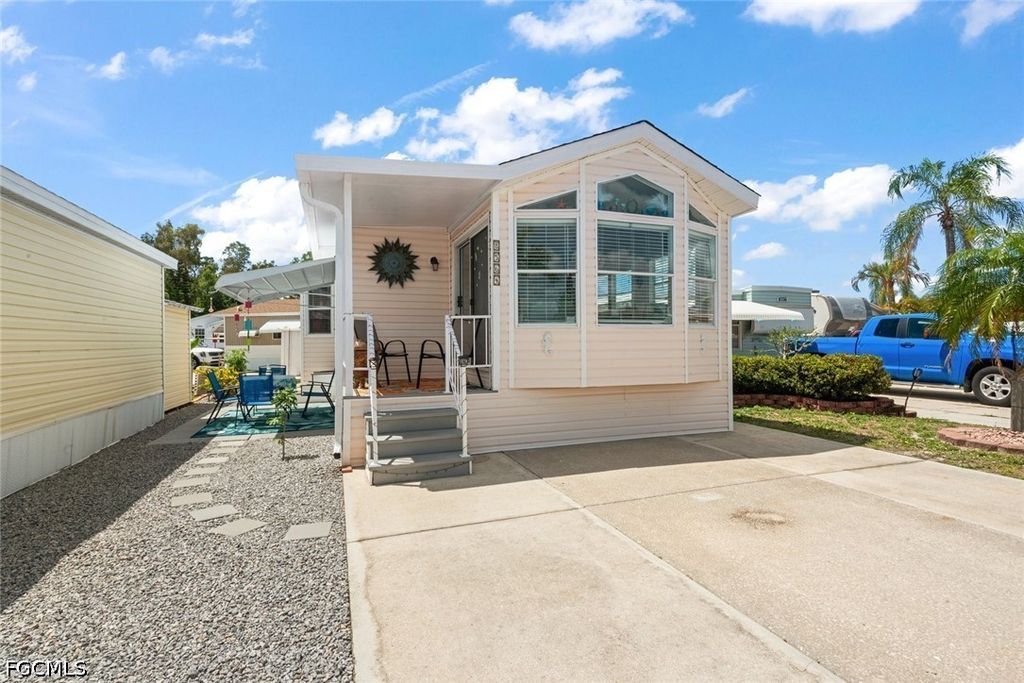 8564 Firwood DR, Estero, FL 33928