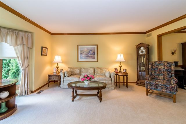 37155 Muirfield Drive, Livonia, MI 48152
