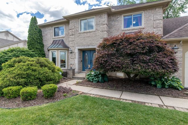 37155 Muirfield Drive, Livonia, MI 48152