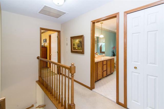 37155 Muirfield Drive, Livonia, MI 48152