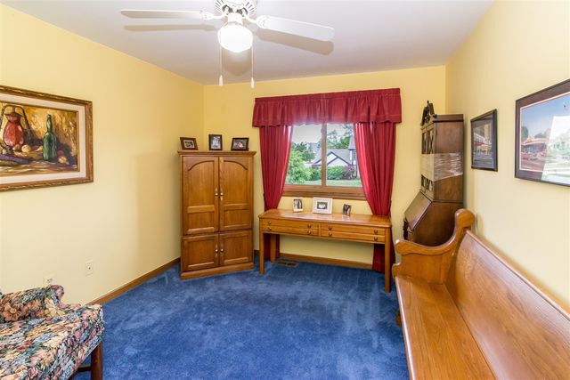37155 Muirfield Drive, Livonia, MI 48152