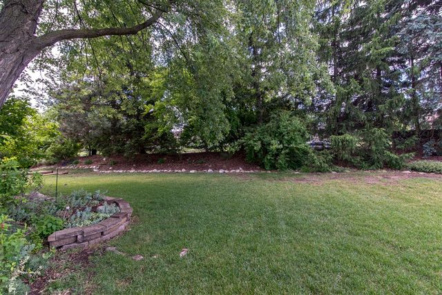 37155 Muirfield Drive, Livonia, MI 48152