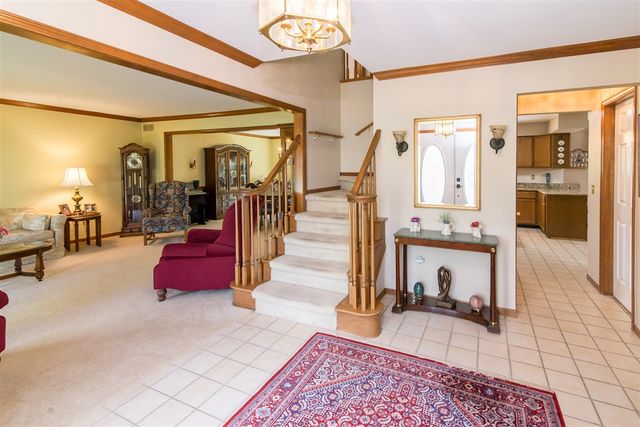37155 Muirfield Drive, Livonia, MI 48152