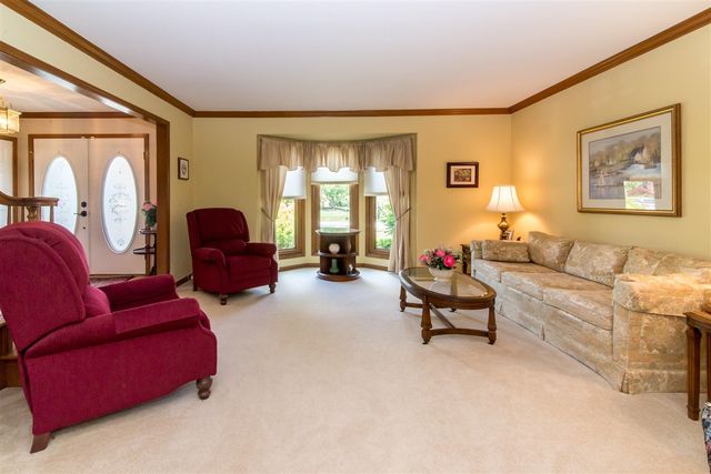 37155 Muirfield Drive, Livonia, MI 48152