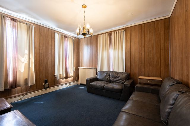 8725 S May Street, Chicago, IL 60620