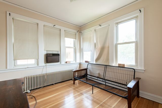 8725 S May Street, Chicago, IL 60620