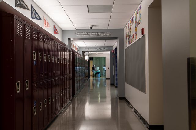 8725 S May Street, Chicago, IL 60620