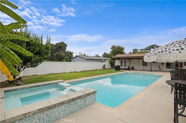 1400 W Wilshire, Fullerton, CA 92833