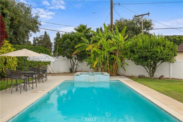 1400 W Wilshire, Fullerton, CA 92833