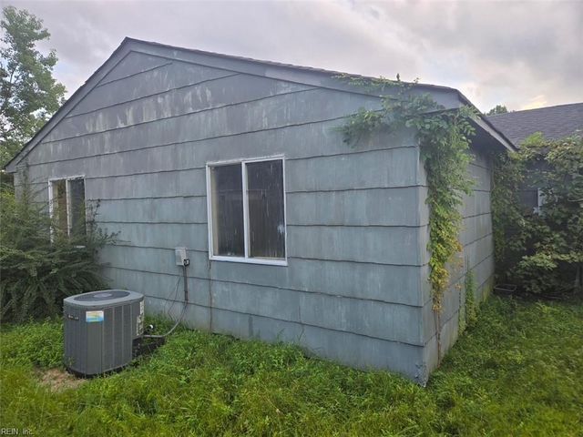 3176 Ashaway RD, Virginia Beach, VA 23452