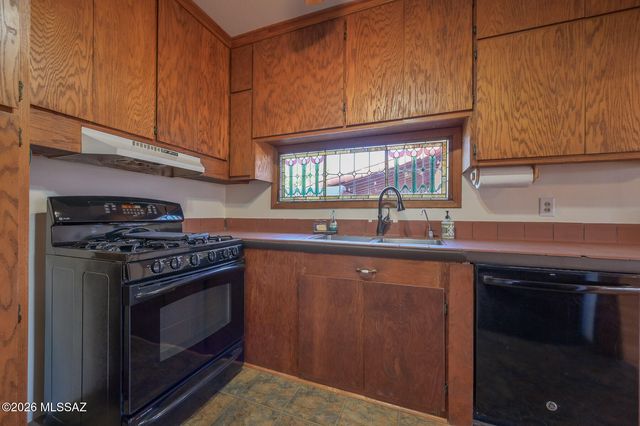 4318 E Whitman Street, Tucson, AZ 85711