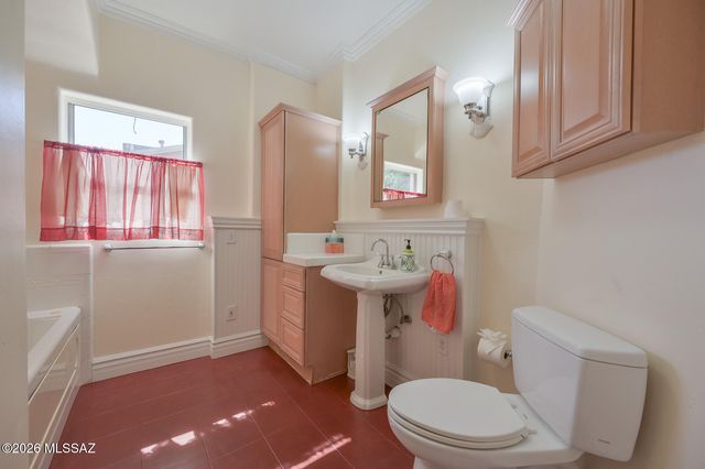 4318 E Whitman Street, Tucson, AZ 85711