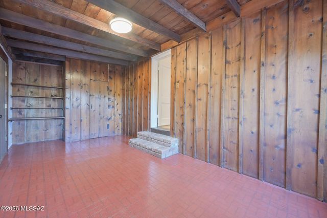 4318 E Whitman Street, Tucson, AZ 85711