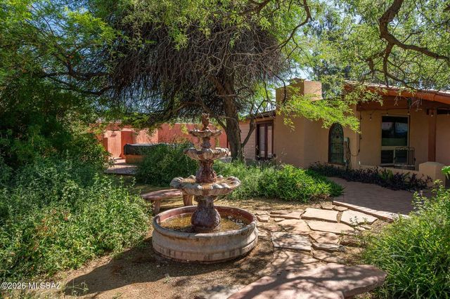 4318 E Whitman Street, Tucson, AZ 85711