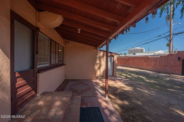 4318 E Whitman Street, Tucson, AZ 85711