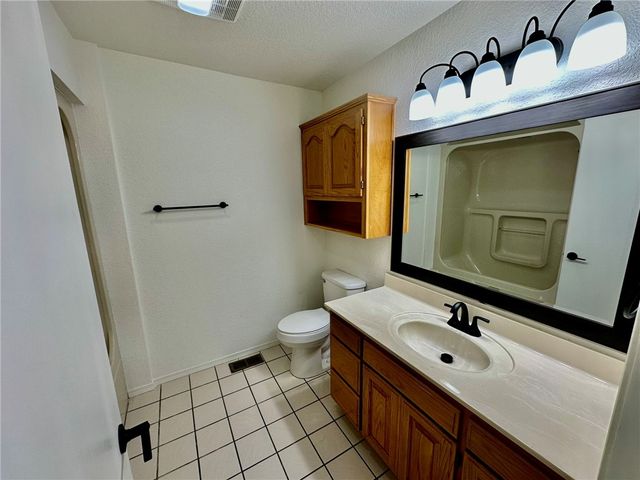 1242 SW Elm Tree Road, Bentonville, AR 72712