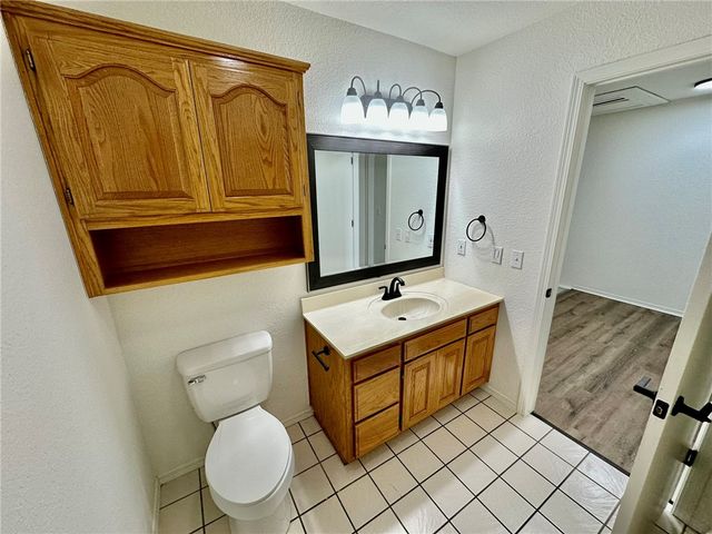 1242 SW Elm Tree Road, Bentonville, AR 72712