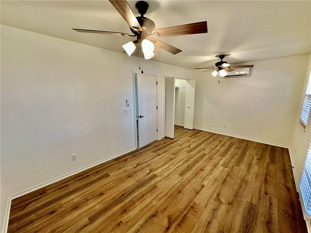 1242 SW Elm Tree Road, Bentonville, AR 72712