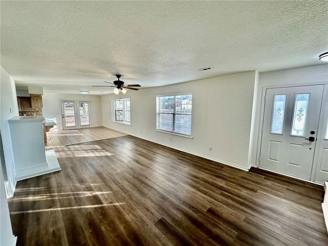 1242 SW Elm Tree Road, Bentonville, AR 72712