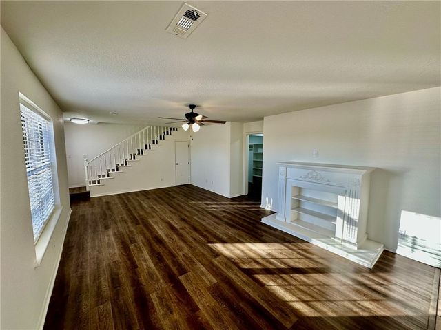 1242 SW Elm Tree Road, Bentonville, AR 72712